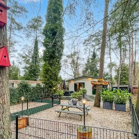 Awesome In With Kitchen בית נופש *