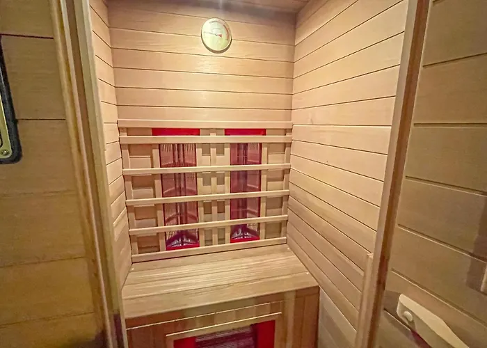 בית נופש Awesome In With Kitchen אמסט