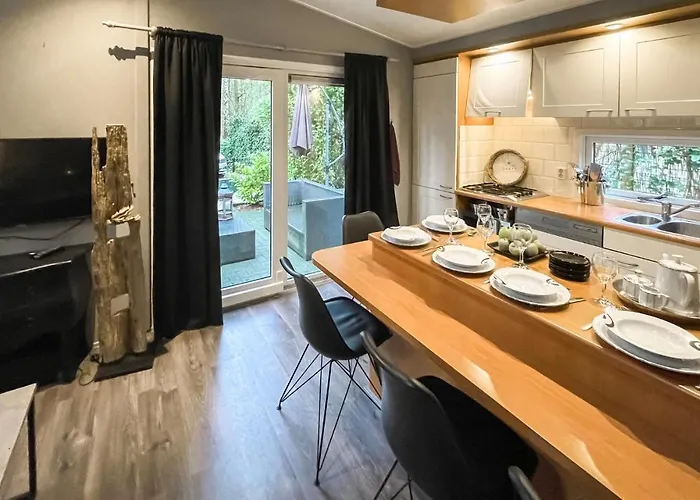 בית נופש Awesome In With Kitchen אמסט